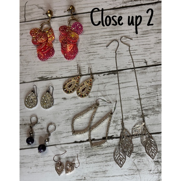 53pc Wearable Costume Jewelry Lot - Picture 8 of 8